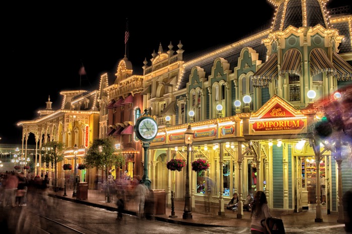 Walt Disney World Railroad (Magic Kingdom - Main Street, U.S.A.)