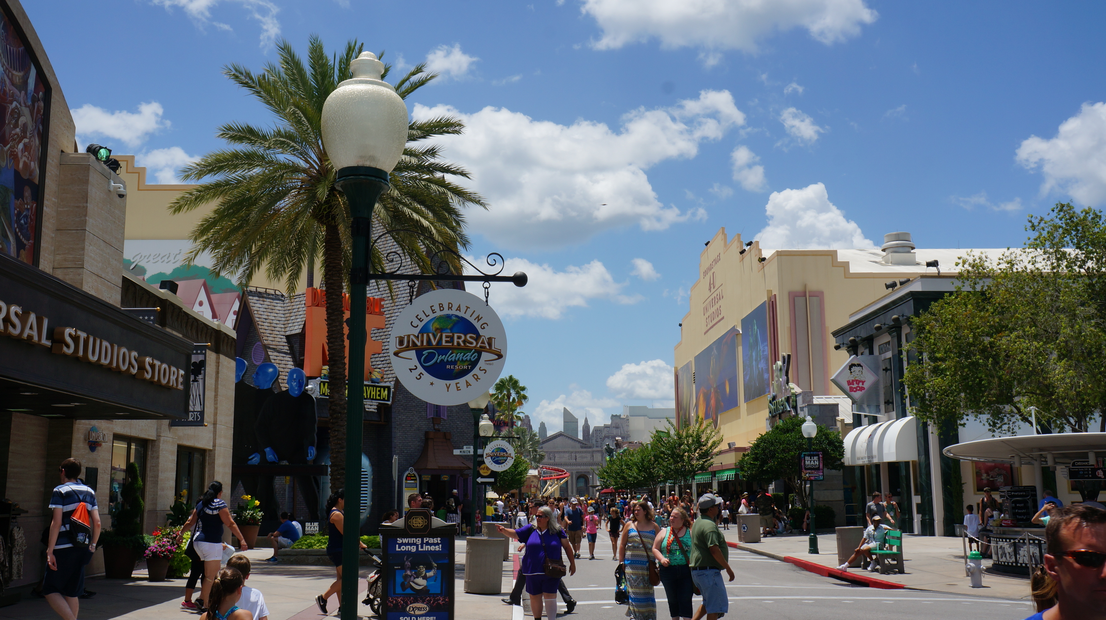 25 Years at Universal Orlando - The Columbian