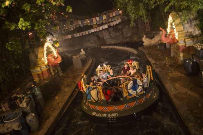 Disney World's scariest ride is absolutely Dinosaur at Animal Kingdom -  Polygon