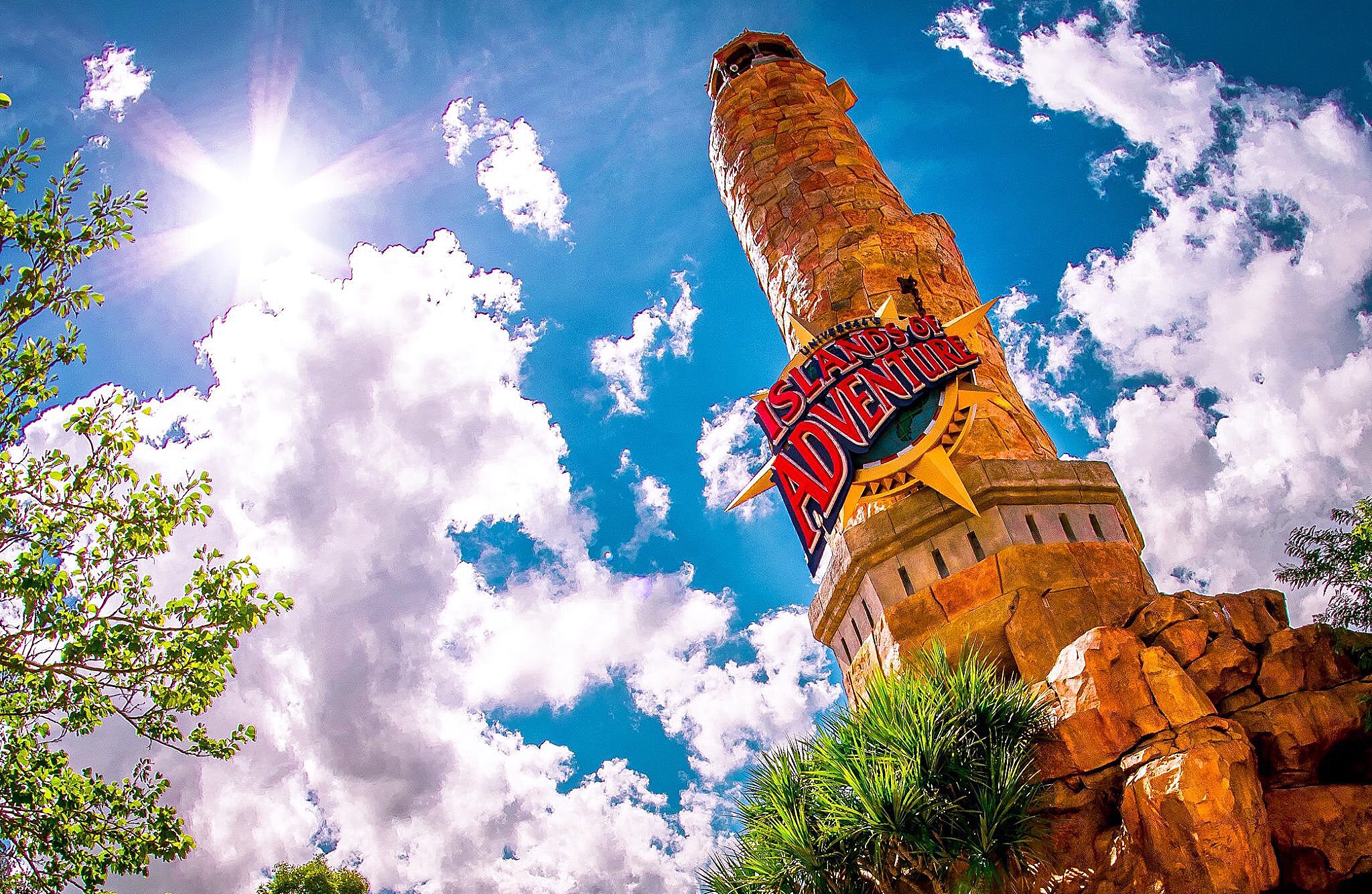 Universal Orlando - Islands Of Adventure - Entrance Lighth…