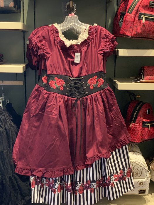 We Want the Redhead! New Pirates of the Caribbean Dress and Purse