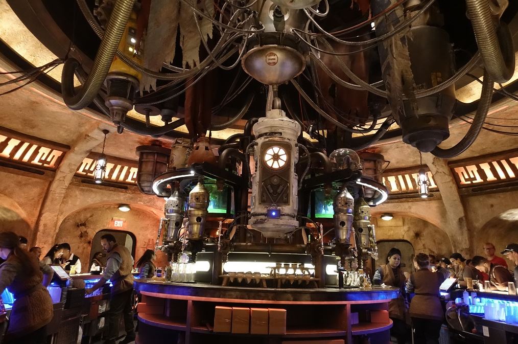 Oga's Cantina Review – Globetrotting Disney Blog