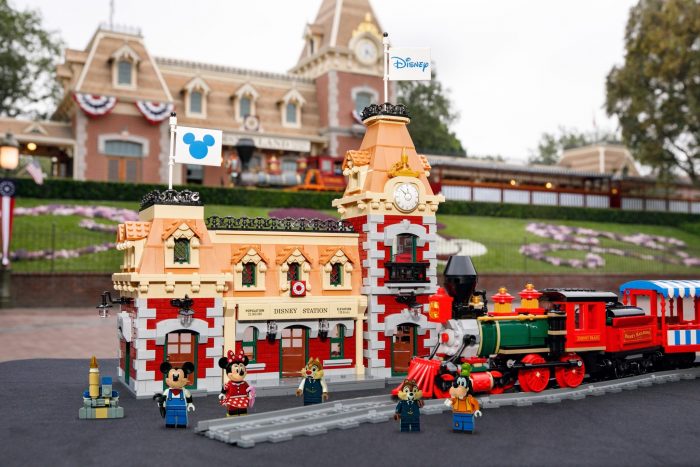 https://touringplans.com/blog/wp-content/uploads/2019/08/lego_trainset-700x467.jpg