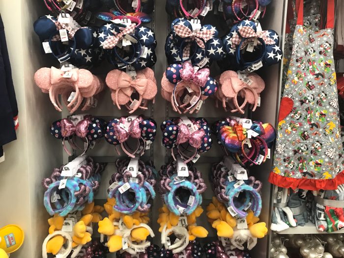 Top 29 Must-Have Souvenirs at Walt Disney World 