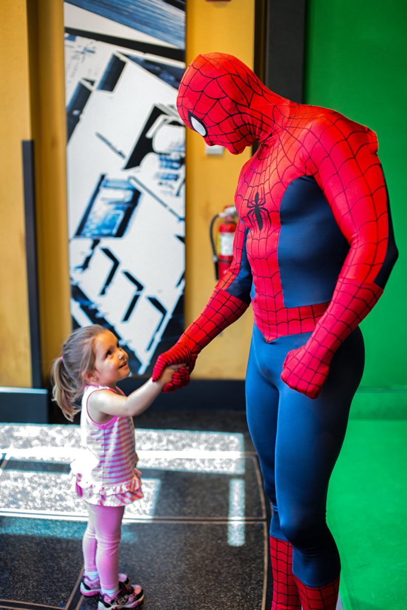 PHOTOS: Spider-Man Indoor Meet and Greet, Photo-Op Swings Back