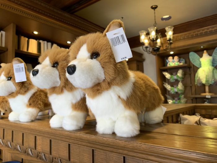 Louie Corgi - Douglas Toys