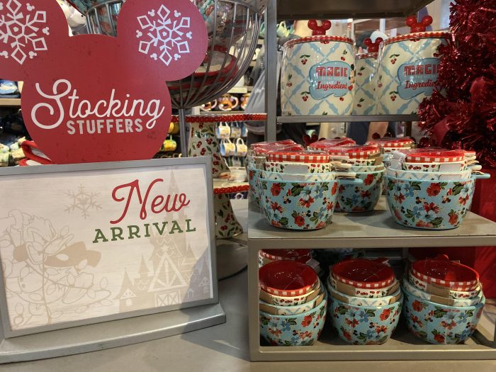 New Retro Mickey and Minnie Kitchen Collection is Sweet as Can Be