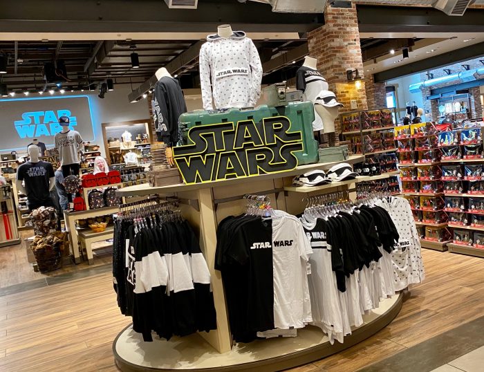 Official Star Wars Merchandise & Clothing