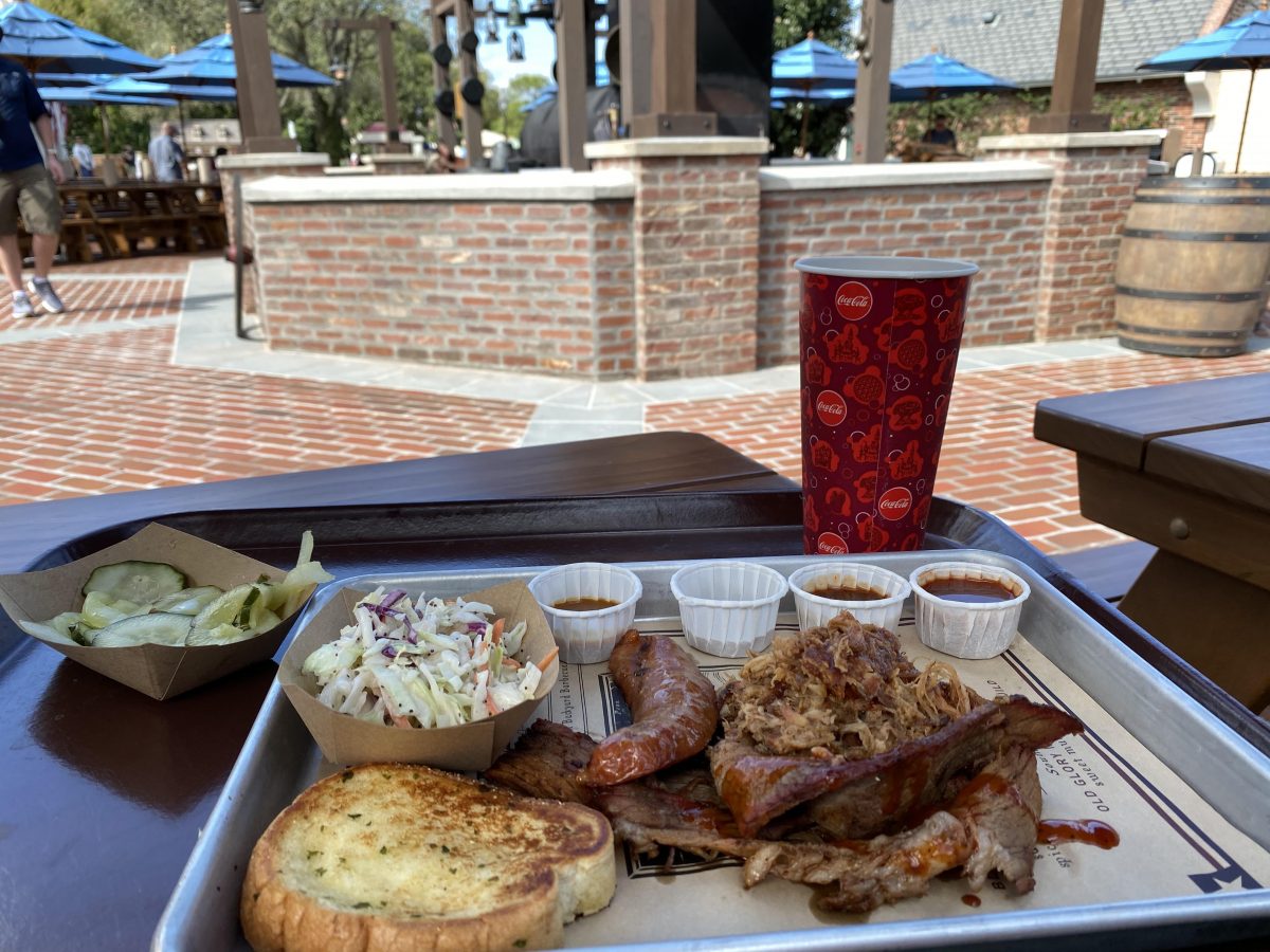 FIRST LOOK Regal Eagle Smokehouse Craft Drafts & Barbecue Now Open