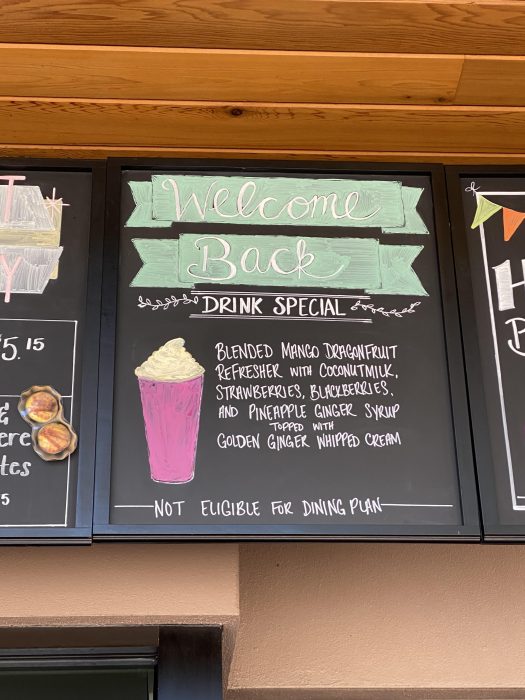 REVIEW – Elf Fuel Specialty Drink at Starbucks Disney Springs