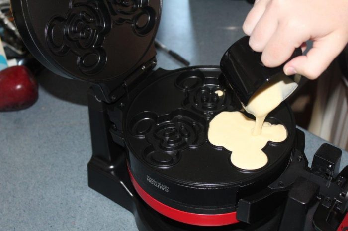 Disney Mickey Mouse Double Flip Waffle Maker