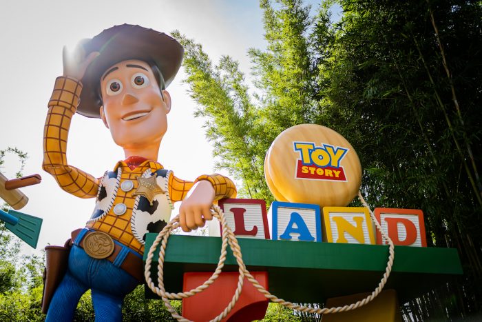 Toy Story NFL broadcast #disney #nfl #nfltoystory #disneynews #disneyparks  #disneyworld #toystory 