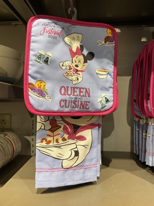 https://touringplans.com/blog/wp-content/uploads/2020/09/Chef-Minnie-%E2%80%9CQueen-of-Cuisine%E2%80%9D-Hot-Pad-Towel-%E2%80%93-21.99-525x700.jpg