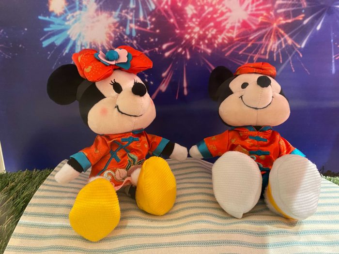 Disney NuiMOs! Disney Store Display & Detailed Plush Review W