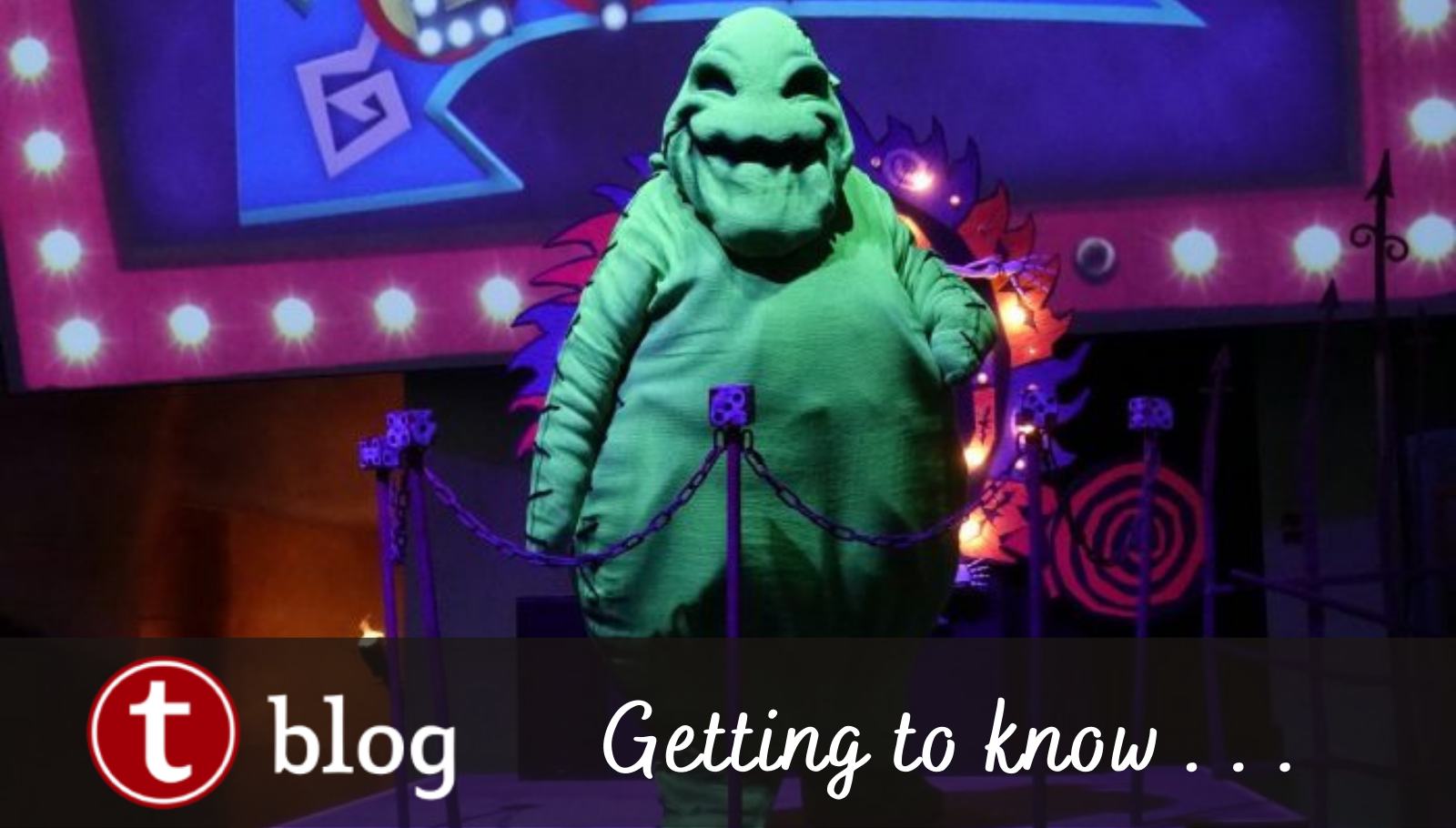 We Found the BEST Costumes at Oogie Boogie Bash in Disneyland! 