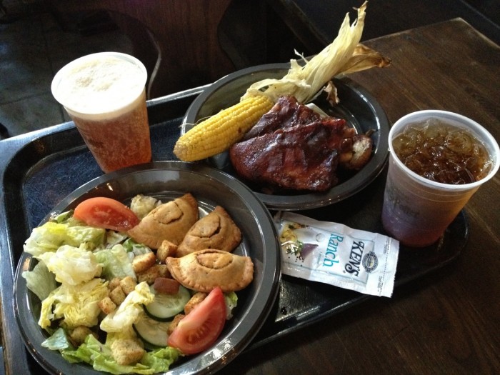 HP Leaky Cauldron & Three Broomsticks Pint Glass Set