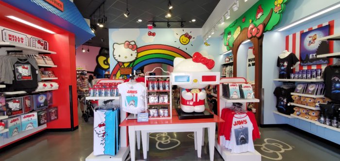 Hello Kitty Store Opens at Universal Studios Florida – With Video