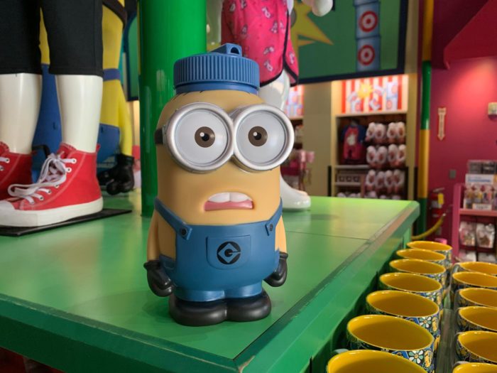 Universal, Toys, Universal Studios Minion Water Bottle