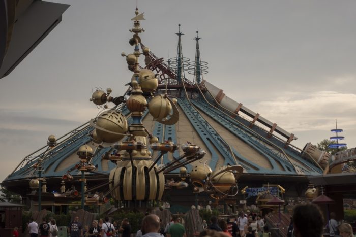 The complete guide to Disneyland ® Paris