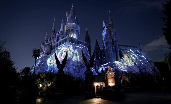 The SATURDAY SIX Looks at THE DARK ARTS in Universal's Wizarding