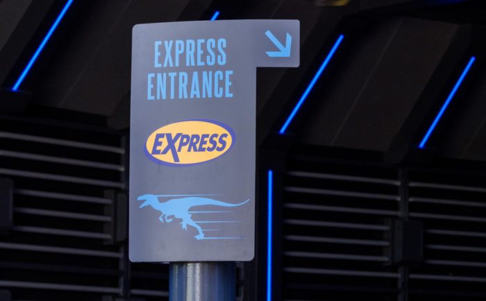 Theme Park Express Passes - Villatel