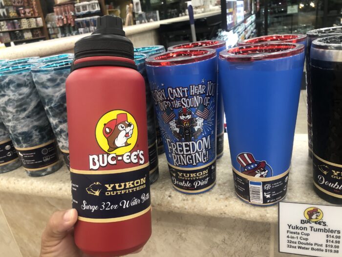 Buc-ee's/yukon 32oz Water Bottle, Red