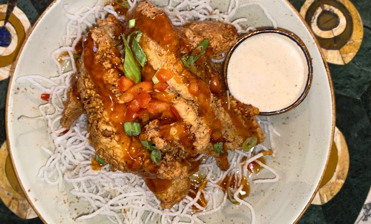 https://touringplans.com/blog/wp-content/uploads/2023/11/Yak-and-Yeti-Korean-Chicken-Tenders-8-2023.jpg