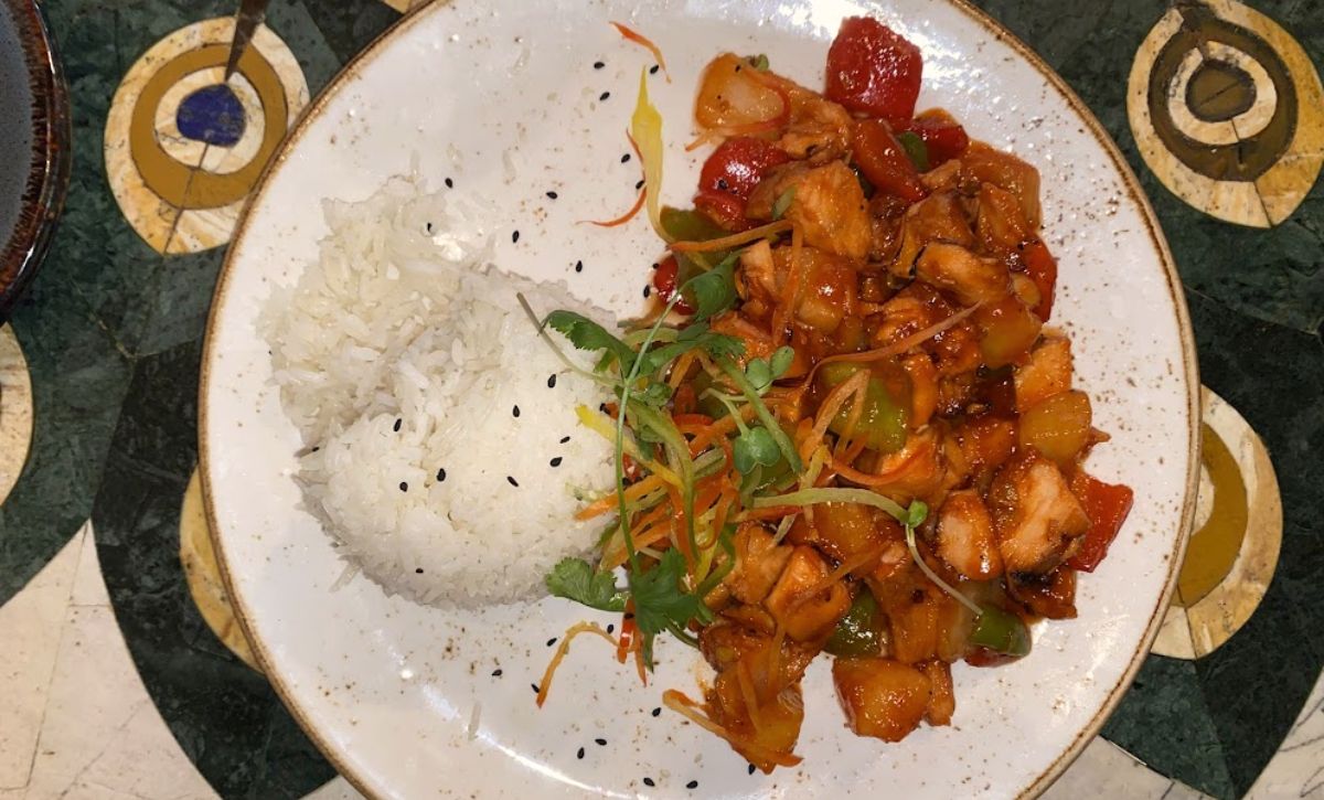 https://touringplans.com/blog/wp-content/uploads/2023/11/Yak-and-Yeti-Sweet-and-Sour-Chicken-8-2023.jpg